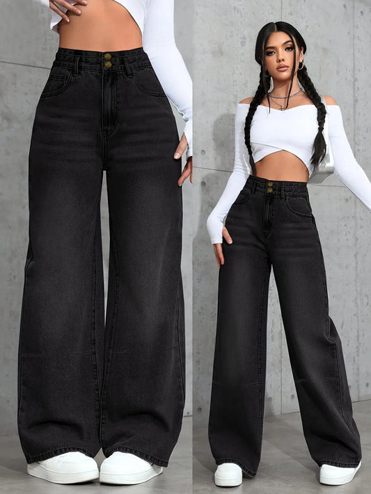 Los jeans rectos para mujer tienen un estilo casual con un ajuste cómodo y bolsillos, perfectos para uso diario.